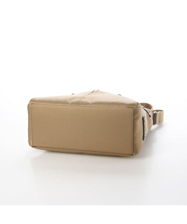 LA BAGAGERIE フロントポケット　スクエアナイロンショルダー　Sサイズ ベージュ