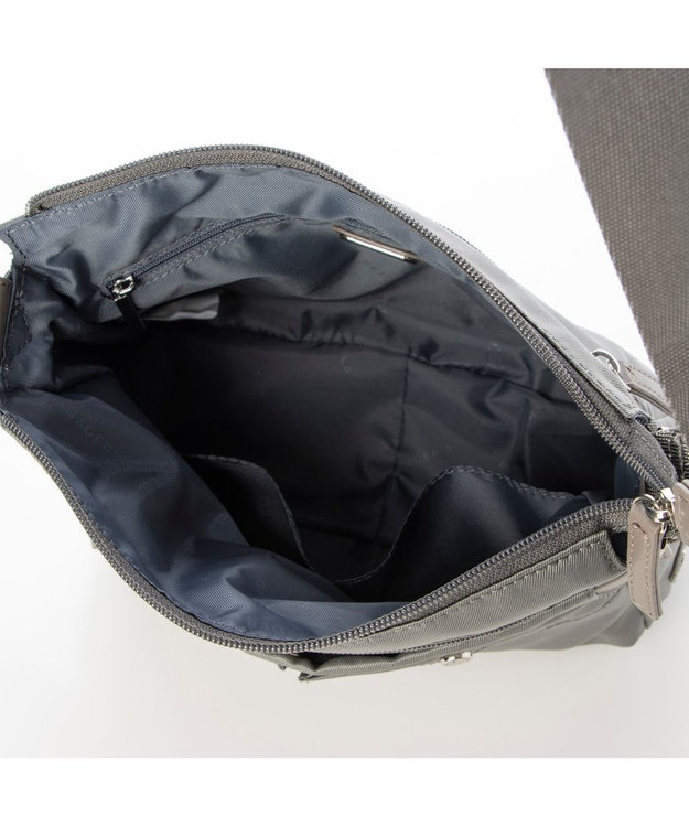 LA BAGAGERIE フロントポケット　スクエアナイロンショルダー　Sサイズ グレー