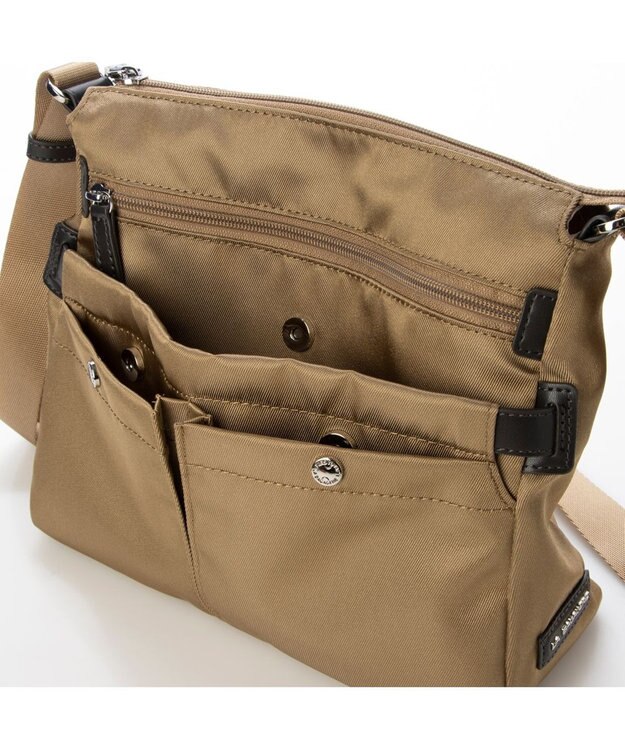 LA BAGAGERIE フロントポケット　スクエアナイロンショルダー　Sサイズ ベージュ