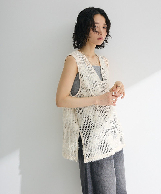 Green Parks テープ刺繍レースベスト Ivory