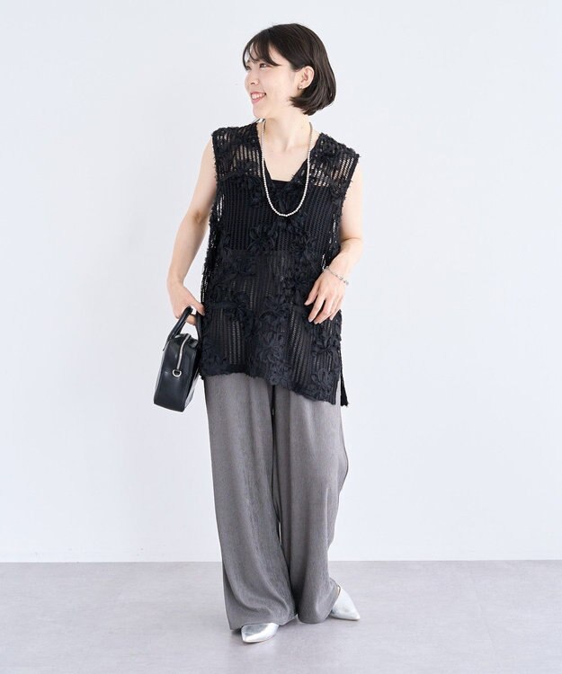 Green Parks テープ刺繍レースベスト Black