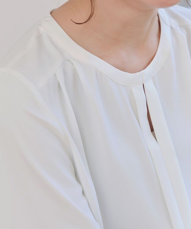 Tiaclasse 【2WAY・接触冷感・洗える】ノーカラーブラウス オフホワイト