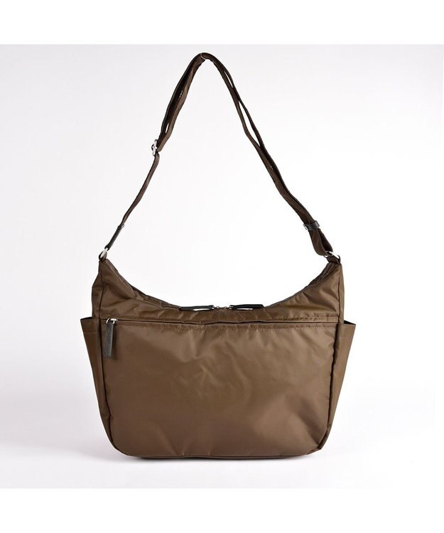 Y'SACCS ダブルホックポケットショルダー　Mサイズ チョコ