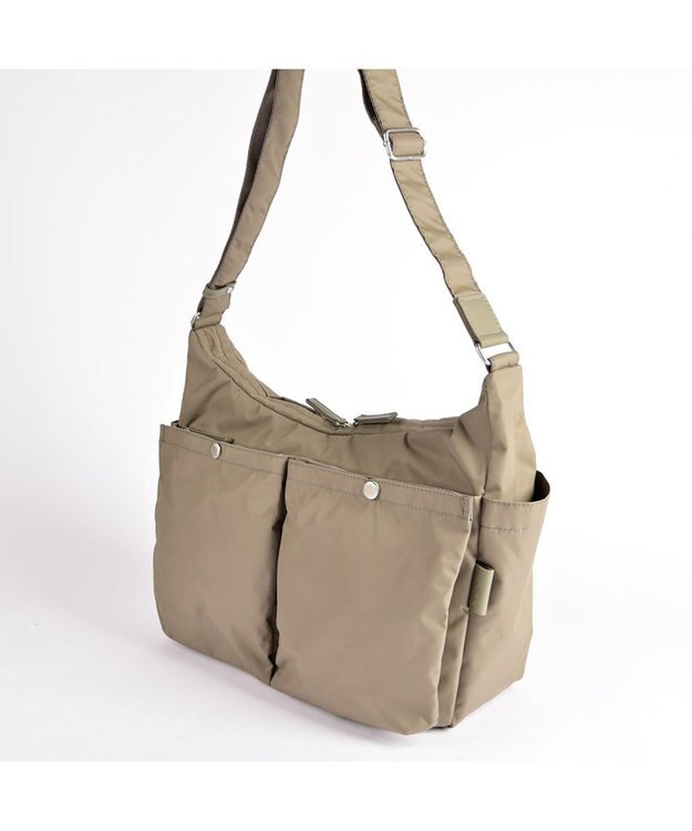 Y'SACCS ダブルホックポケットショルダー　Mサイズ グレージュ