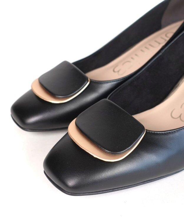 Dominic3 スクエアモチーフ レザーパンプス ブラック