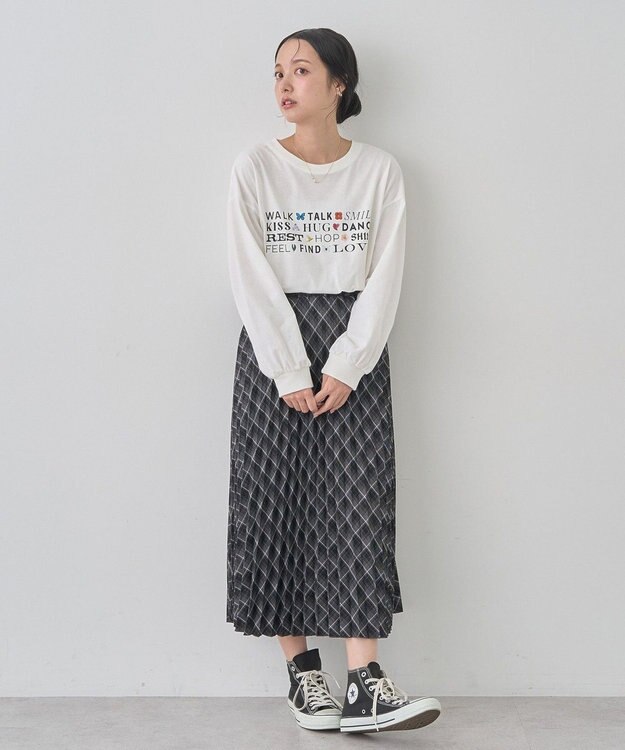 earth music&ecology いいことワードロゴＴシャツ White