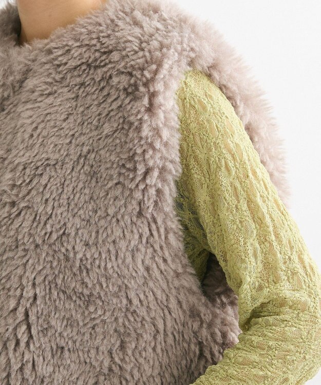 Green Parks ・ＥＬＥＮＣＡＲＥ　ＤＵＥ　シープファーショートベスト Gray Beige