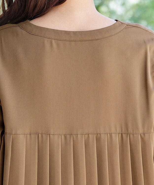 Tiaclasse 【洗える・スマート裏起毛】バックプリーツチュニックブラウス ベージュ