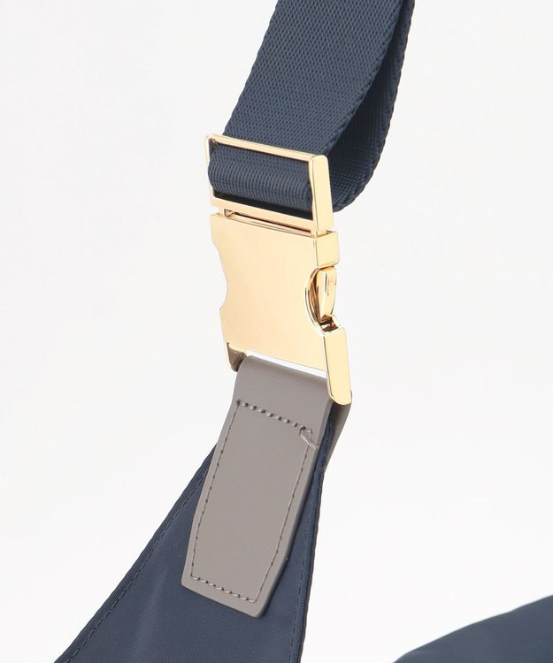 LA BAGAGERIE メタルバックル　ボックスショルダー　Sサイズ ネイビー