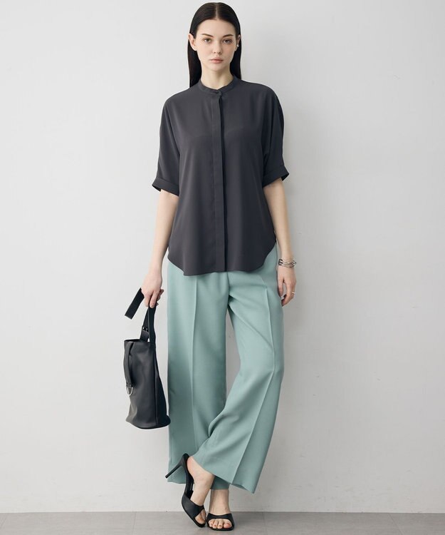 ICB L 【CLASSY.掲載・新色追加・WEB限定カラーあり】FluidBackSatin ワイドパンツ ダークセージ