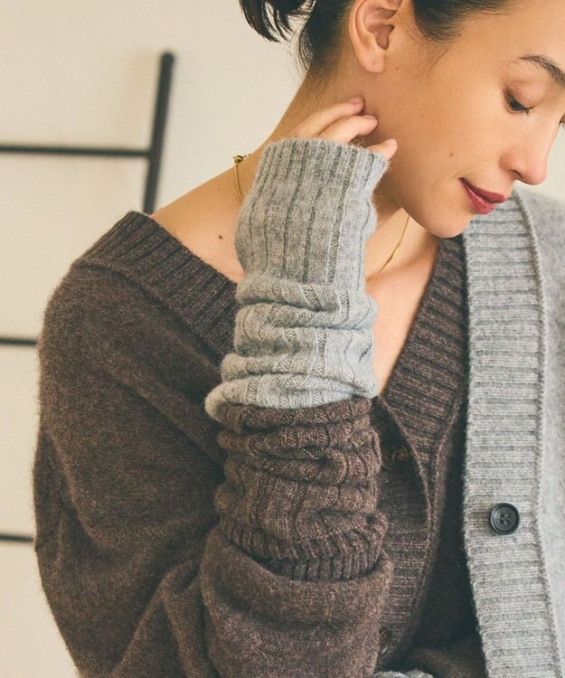 TOQUE 〈大草直子さんアドバイザー〉ベビーアルパカ×ウール縮絨ニットアームウォーマー グレー