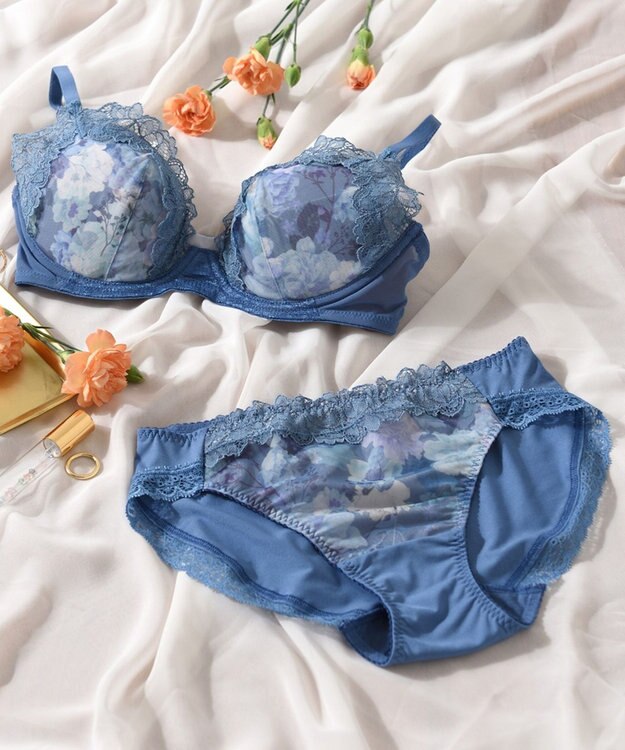 Wing 【マッチミーブラ】　ノンワイヤー　ブラがわたしに合わせてくれる　しめつけない快適な着用感　ウイング／ワコール　KB2070 ブルー