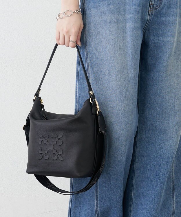 russet 《WEB限定》スタンダードミニショルダーバッグ <エンボスモノグラム>(CE-1718-WEB) Black