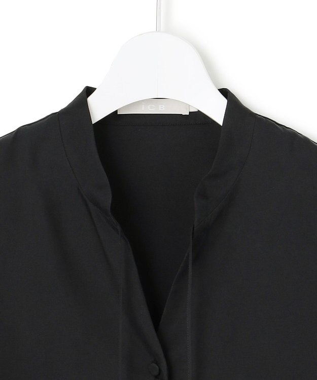 ICB L 【接触冷感・洗える】Cu/Peソフトツイル デザインブラウス ブラック系