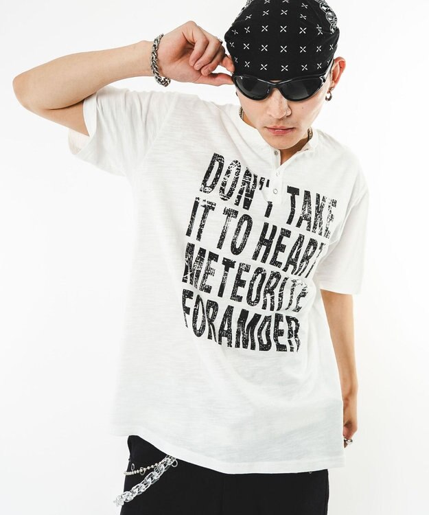 WEGO 【ユニセックス着用ITEM】ビッグロゴスラブヘンリーネックT（SS） ホワイト
