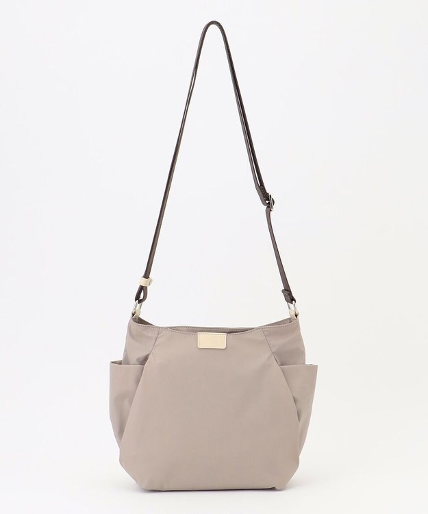 Y'SACCS 【ナイロンタフタ】トラベルショルダー mini グレージュ