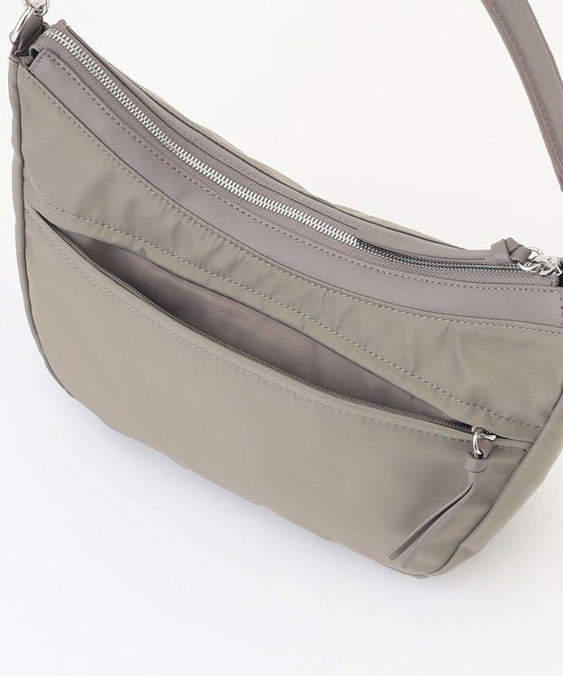 Y'SACCS ツイルナイロン　カーブショルダー　Sサイズ グレージュ