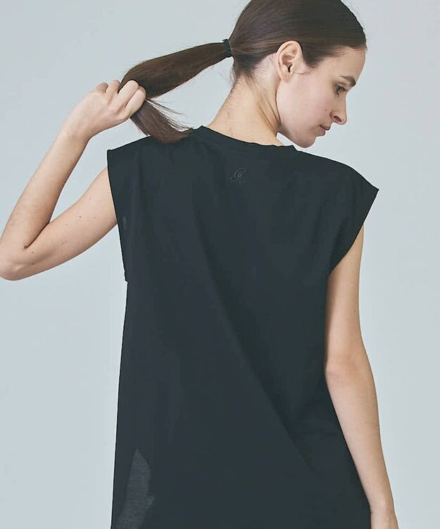 GRACE CONTINENTAL バックロゴ刺繍ノースリーブ ブラック