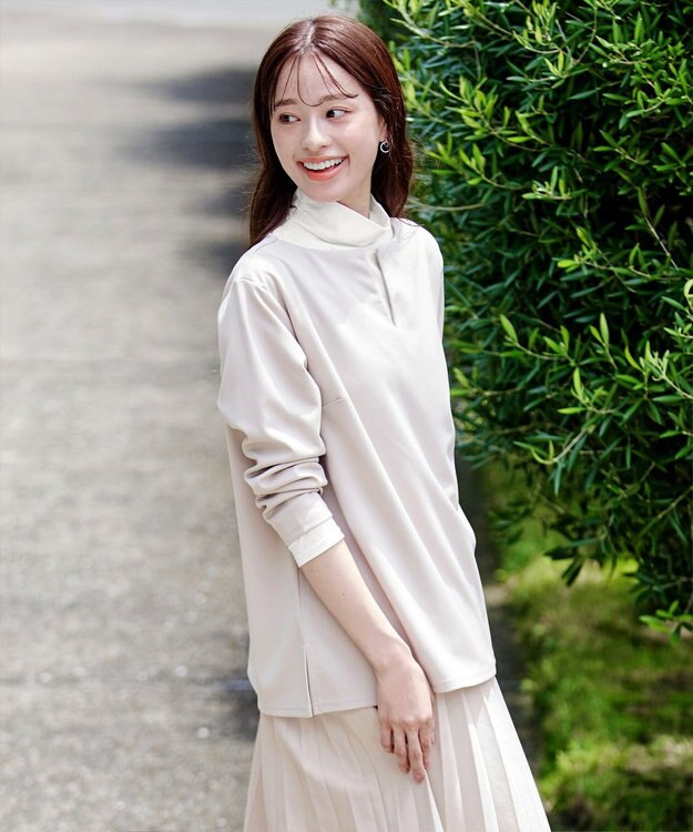 Tiaclasse 【安田美沙子さん着用・選べる4type】ハイネックカットソートップス 無地オフホワイト