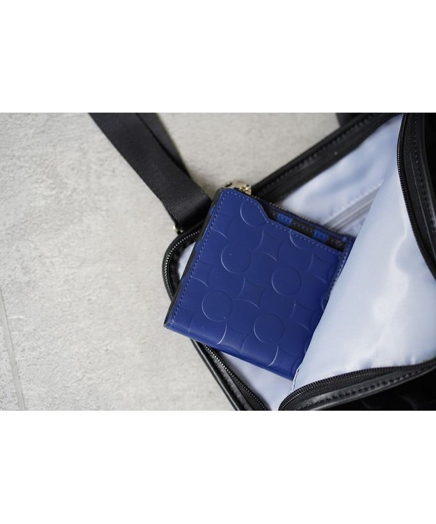 MIYABIYA 【撥水加工】La quoh with kirakaracho 南蛮七宝エンボスボンディング B5ショルダー 玄(ブラック)