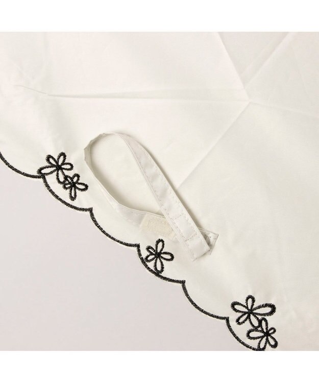 UNBILLION カシュネ cachenez / PUプチフラワー刺繍3段折りたたみ傘 ホワイト