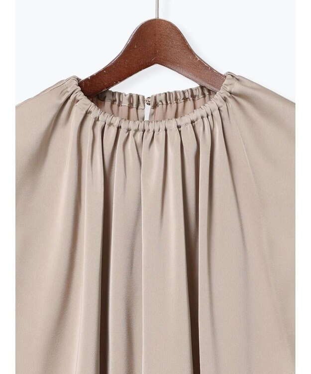 Te chichi サテンサイドリボンブラウス ベージュ