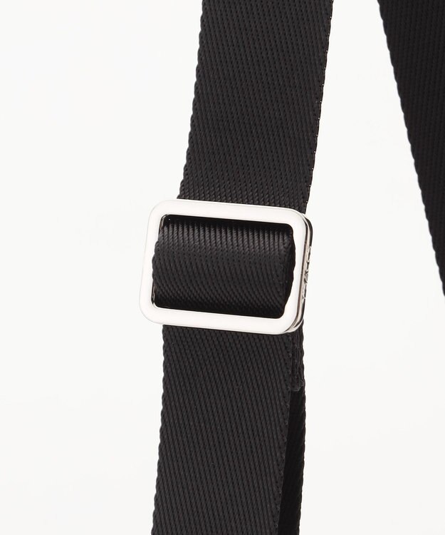 Y'SACCS ストリームラインポシェット ダークグレー