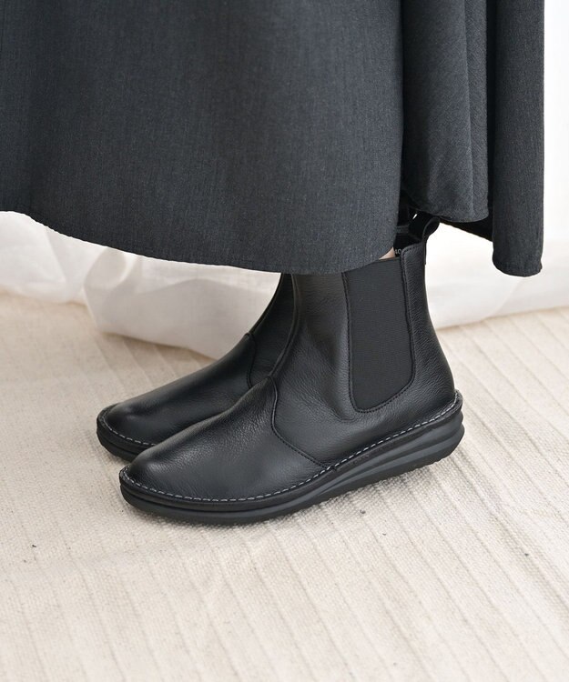 Pointer 本革軽量サイドゴアステッチショートブーツ ブラック