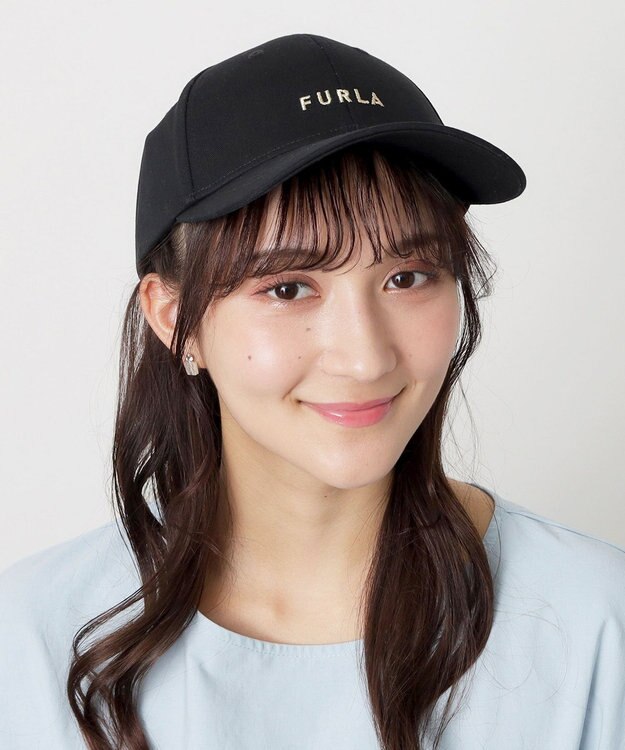 MOONBAT FURLA(フルラ) フロントロゴ刺繍キャップ UV ブラック