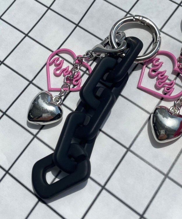 WEGO ハートチェーンキーホルダー ブラック