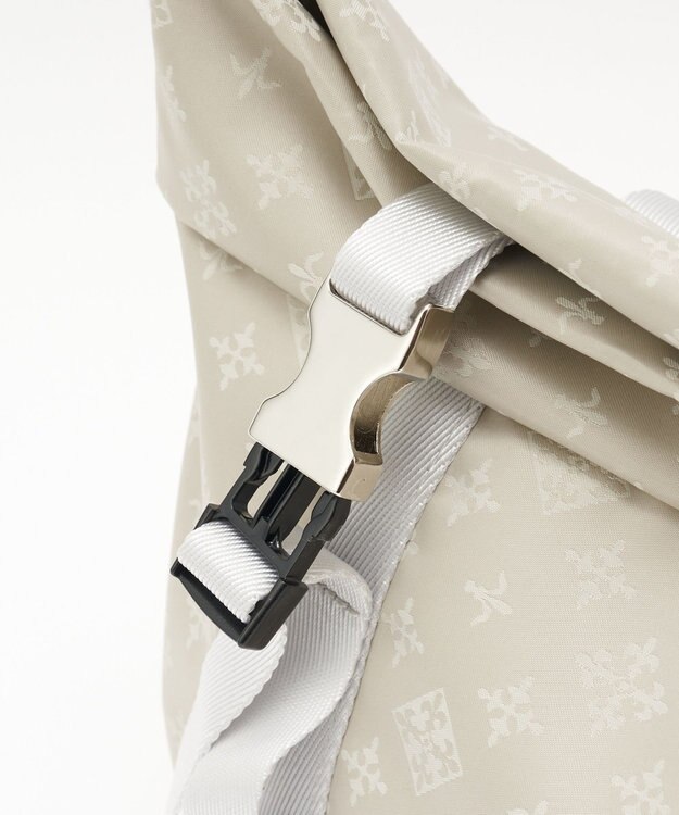 russet ナイロンジャガードメタルバックルショルダーバッグ M(CE-1671) Ecru