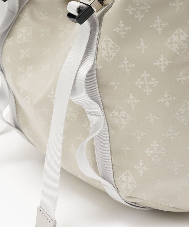 russet ナイロンジャガードメタルバックルショルダーバッグ M(CE-1671) Ecru