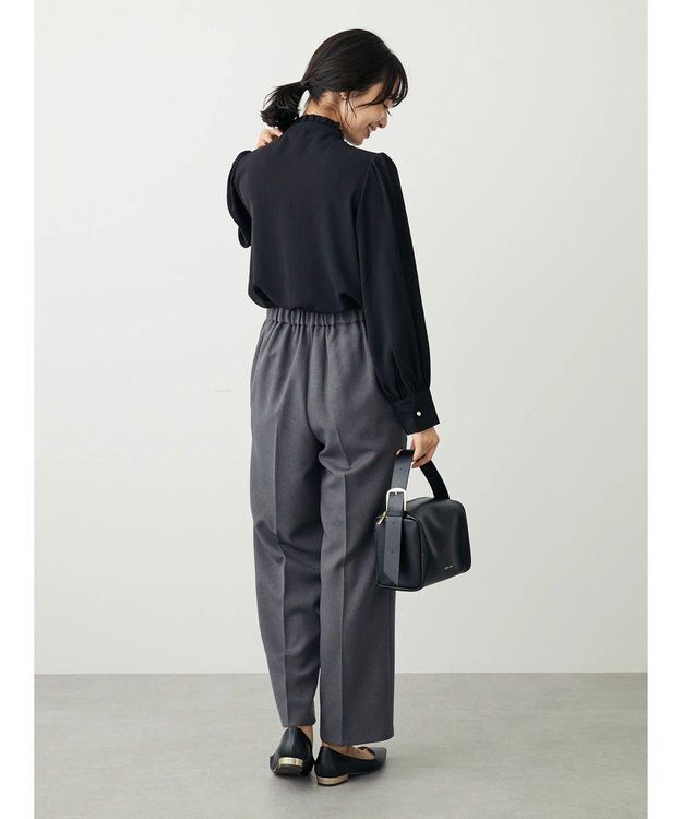 Green Parks ・ＥＬＥＮＣＡＲＥ　ＤＵＥ　イロイロ釦ピンタックブラウス Black