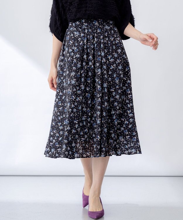 組曲 L フラワードットプリント スカート ブラック系5