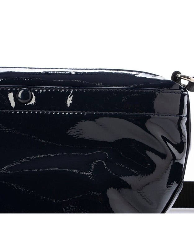 UNBILLION カシュカシュ cachecache / ソフトエナメル舟型ショルダー ダークネイビー