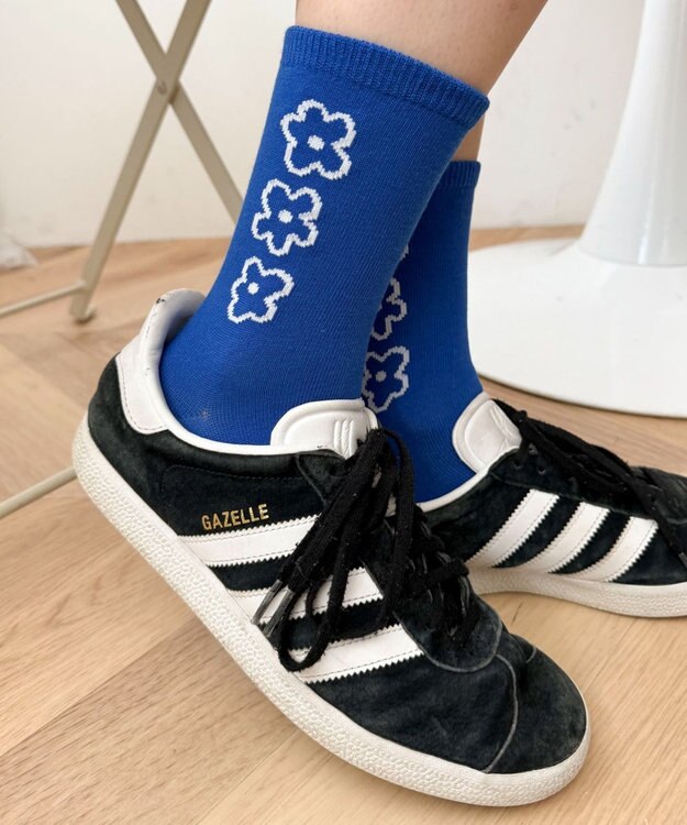 WEGO 手書き風3連フラワーソックス ブルー