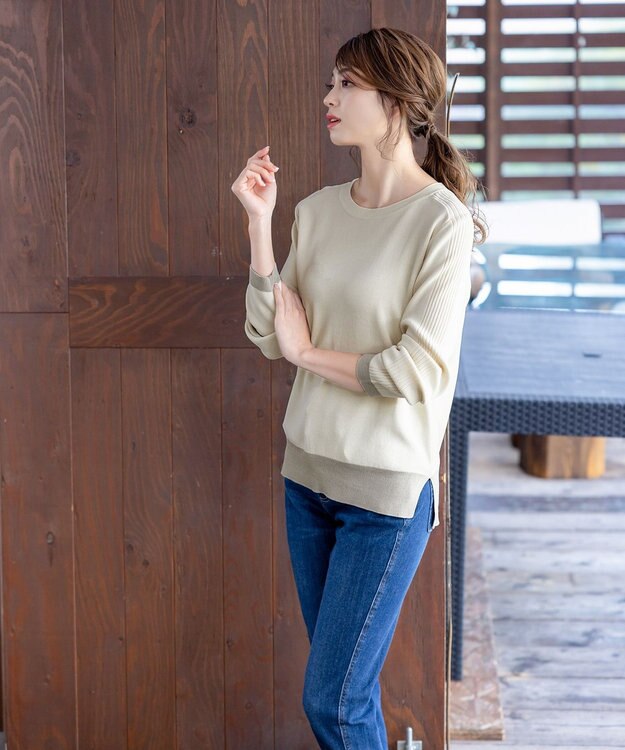 Tiaclasse 【新色追加・洗える】配色スリットニット ライトベージュ