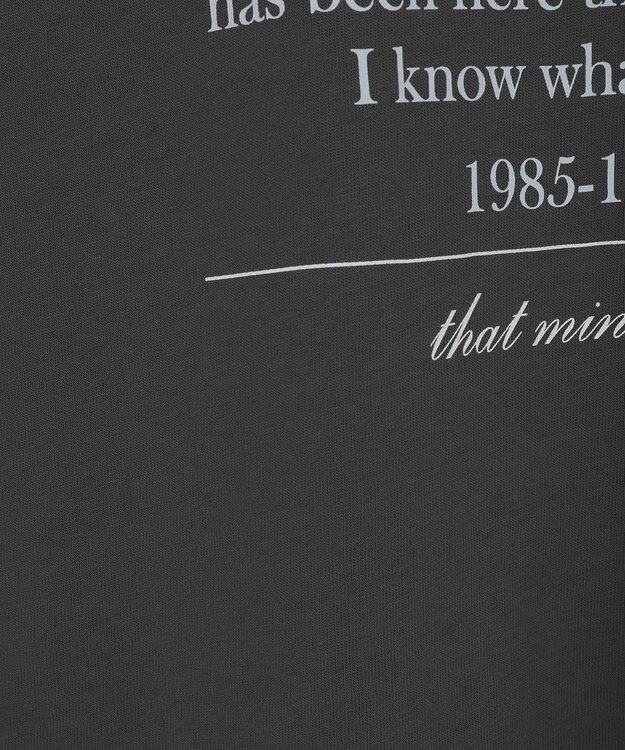 earth music&ecology 【綿100】アソートグラフィックロンＴＥＥ Charcoal Gray