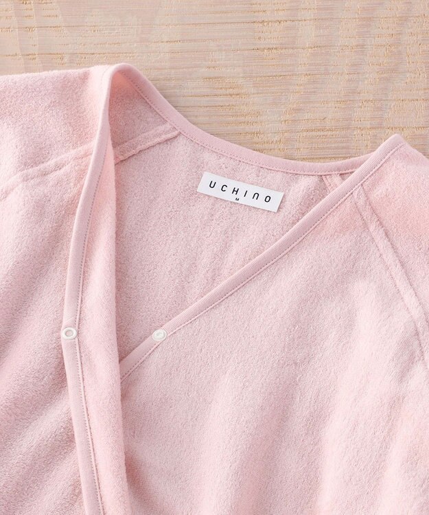 UCHINO エアリータッチ ラグランレディスローブ ピンク2