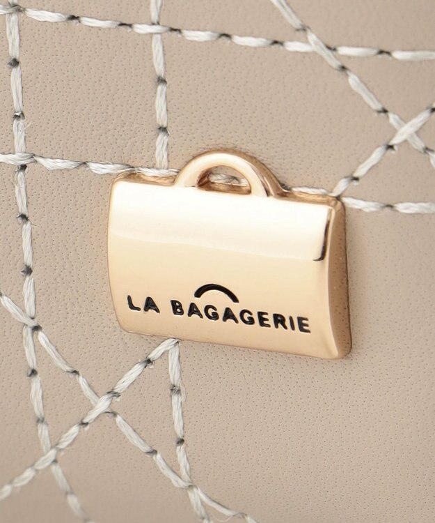 LA BAGAGERIE レザーステッチ　マルチポシェット アイボリー