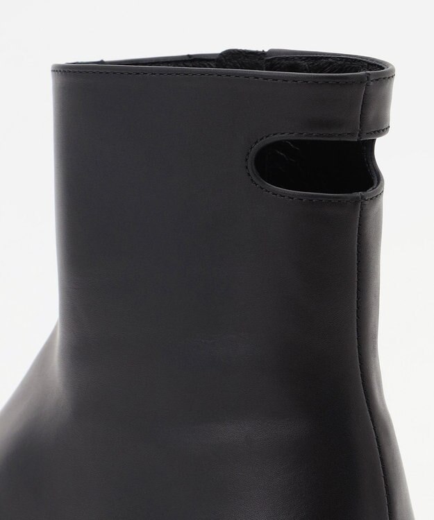 BEIGE， 【一部店舗限定】HENRI EN VARGO / CAROLINE カッティングショートブーツ Black