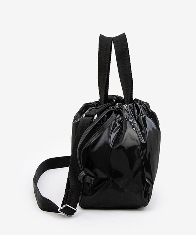 LeSportsac E/W CITY DRAWSTRING BAG??? /アップタウンブラックシャイン/ブラック アップタウンブラックシャイン/ブラック