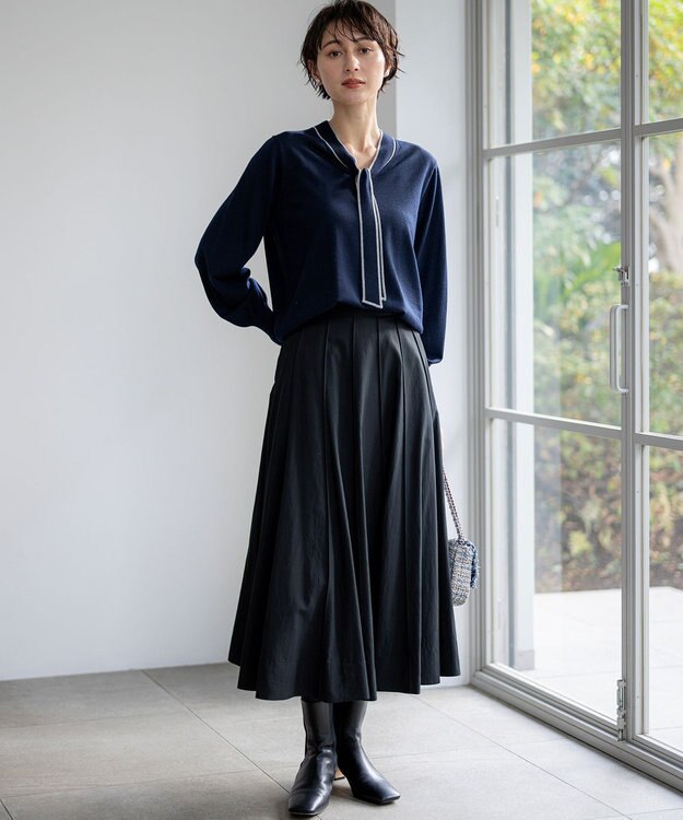 23区 L 【先行予約】マットライトタフタ フレアスカート ブラック系