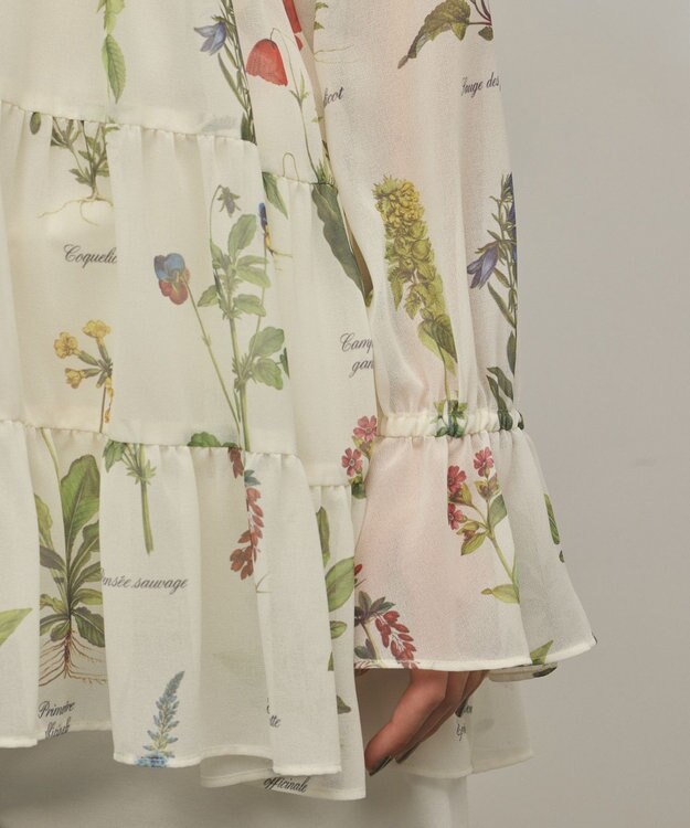 GRACE CONTINENTAL ボタニカルプリントチュニックトップ キナリ