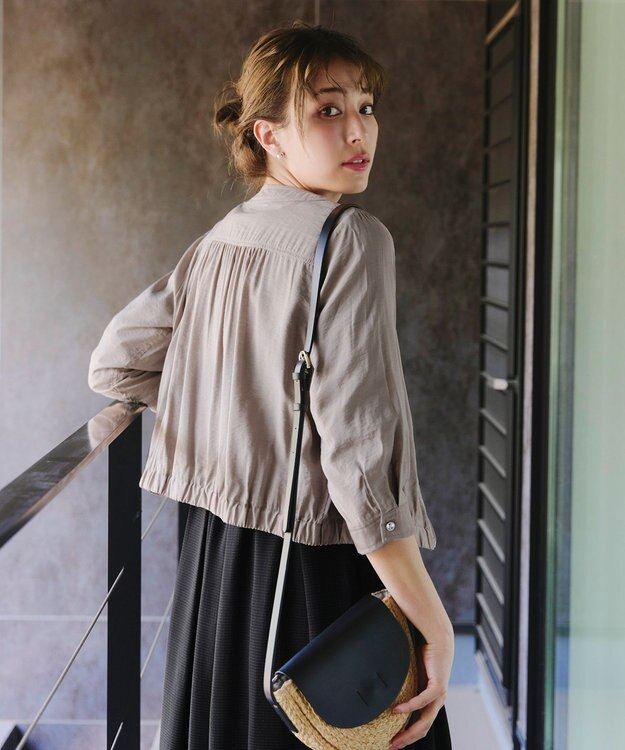 Tiaclasse シアーラウンドネックブルゾン ベージュ