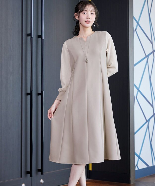 Tiaclasse 【ストレッチジョーゼット】 シフォン袖ワンピース グレージュ