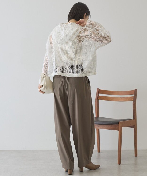 AMERICAN HOLIC 【先行予約】幾何学レースフードシャツ Off White