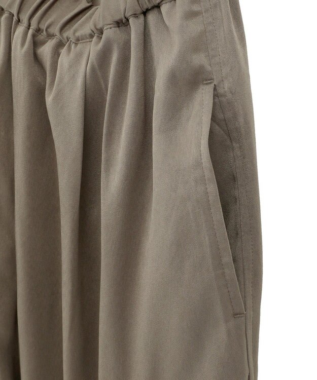 Green Parks サテンカーゴパンツ Mocha