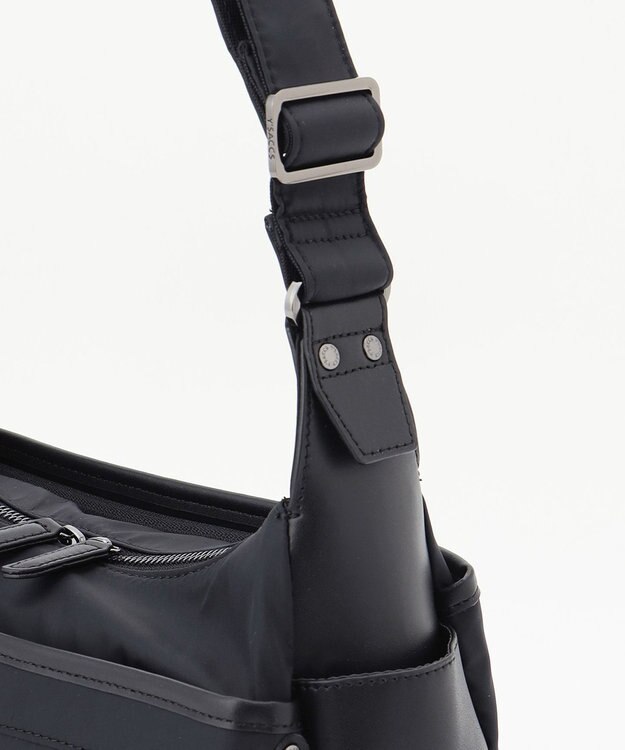 Y'SACCS 【ムック本掲載】【ナイロンタフタ×リサイクルレザー】デイリーショルダー　Sサイズ ブラック