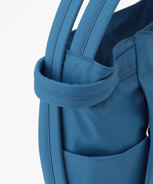 Y'SACCS 【ナイロンタフタ】トラベルショルダーリュック ブルー